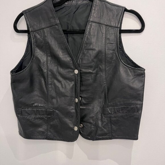 Tops - Vintage Black. Leather Biker Moto SnapButton Vest